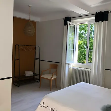 La Parenthese Bed & Breakfast