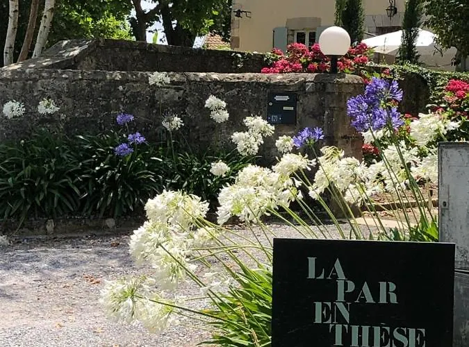 Bed and Breakfast La Parenthese 3*