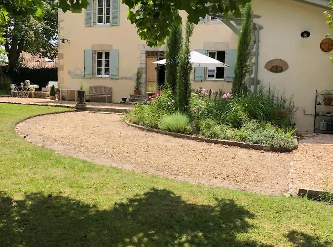 La Parenthese Bed & Breakfast Saubrigues