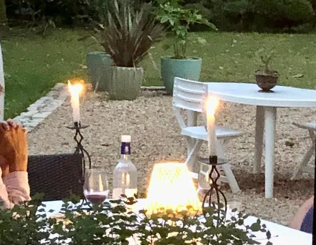 La Parenthese Bed and Breakfast 3*